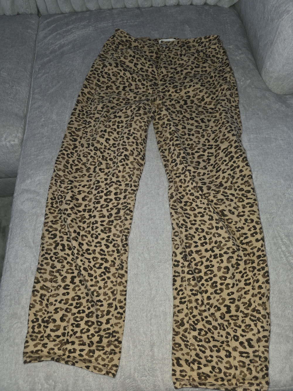 Risen Leopard Barrel Jeans - Picture 2 of 7